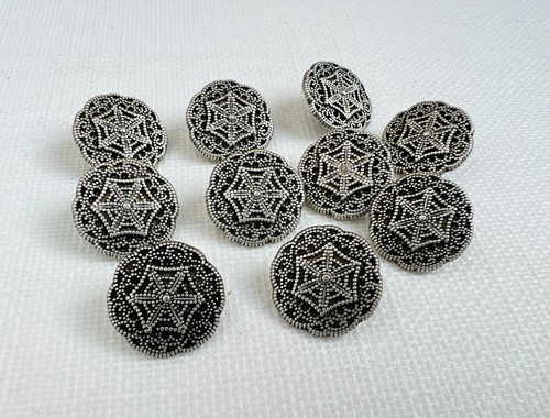 Vintage filigree metal - 10,